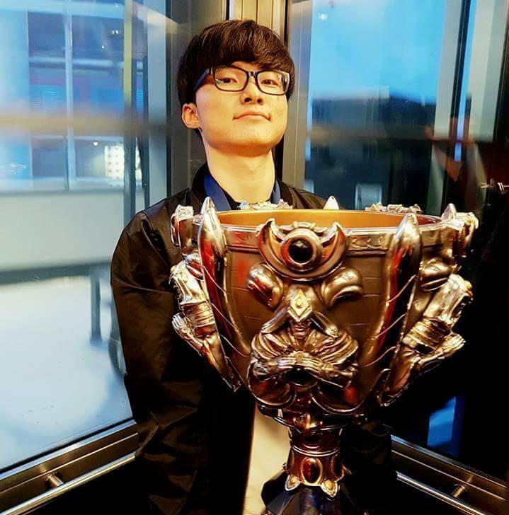 League Of Legends Confira Uma Compila o Das Jogadas Mais Brilhantes